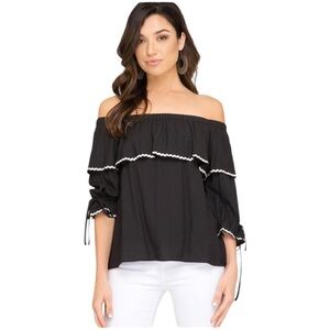 She + Sky NWT Black Off-Shoulder Black Top with White Trim Sz small